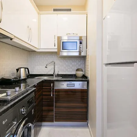 Tarus Osmanbey * Provincia di Istanbul